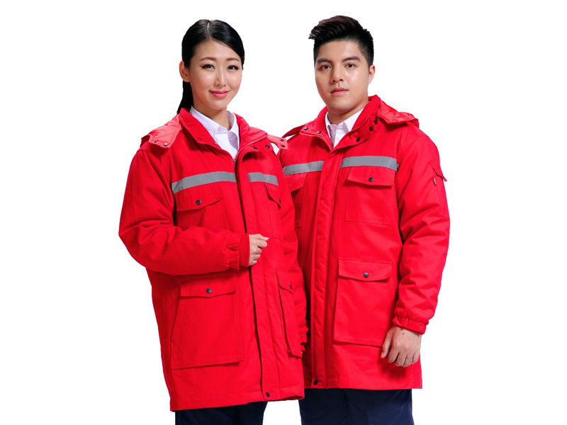 http://m.mtpq.com.cn 紅色工作服沖鋒衣展示
